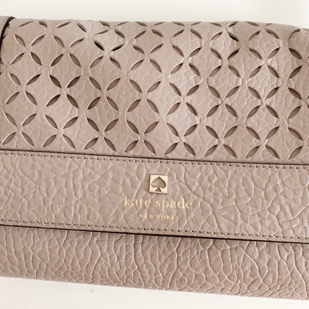 Taupe Kate Spade cross body - Picture 2 of 7